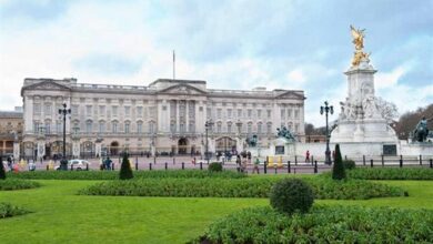 Royal palaces in Britain 1