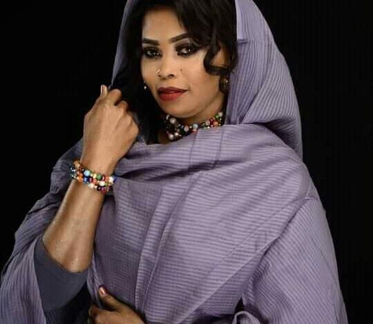 الفنانة شذي عبد الله