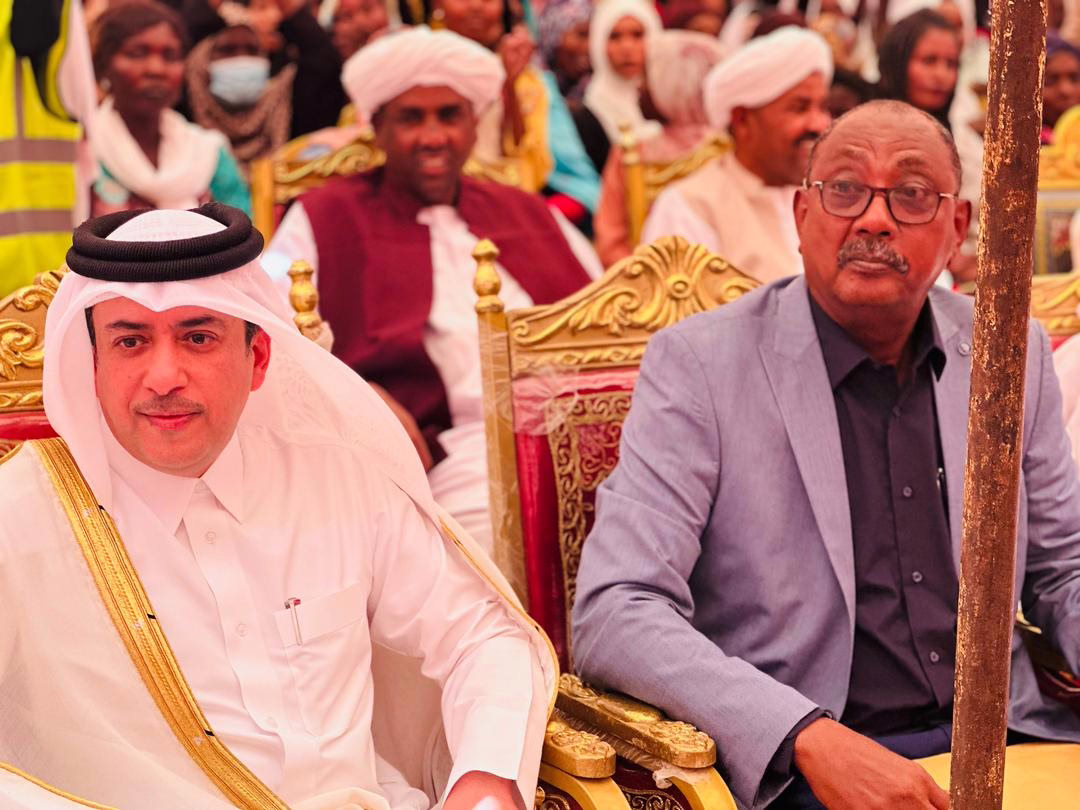 خلال مسيرة حاشدة شكرا قطر ناظر عموم البطاحين،، اهداء امير قطر تميم بن حمد (2) من الابل الصهيل لمواقفه الداعمة للبلاد