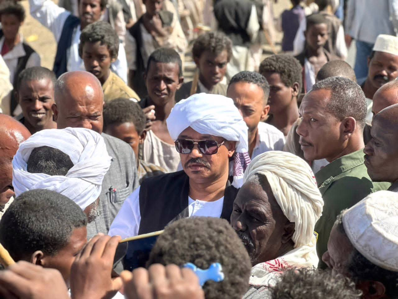 مدير الموارد المعدنيه يتفقد مشروعات التعدين والمسؤولية المجتمعية بشمال هيا