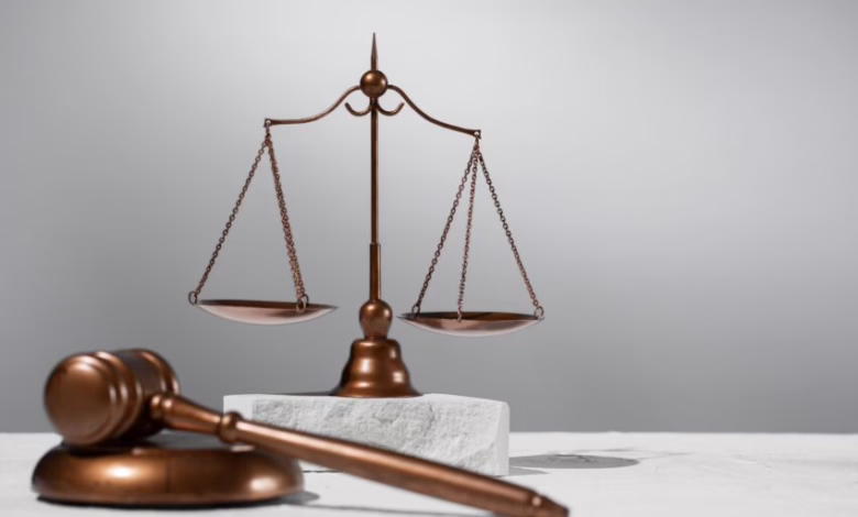 صلاحية محكمة الموضوع في الاستعانة بتقرير الخبير الاستشاري و الالتفات عن تقرير خبير الجدول
