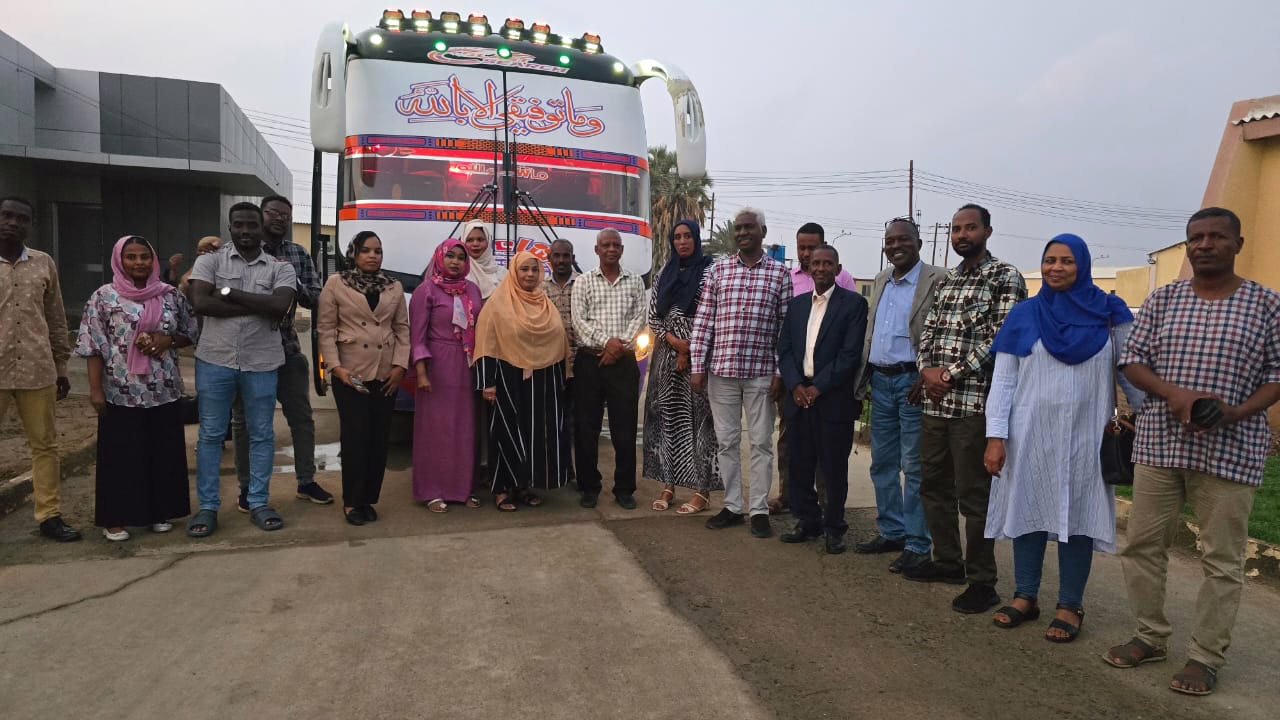 وزارة الثقافة والإعلام تسير قافلة إعلامية للوقوف على أحوال النازحين بالولاية الشمالية 