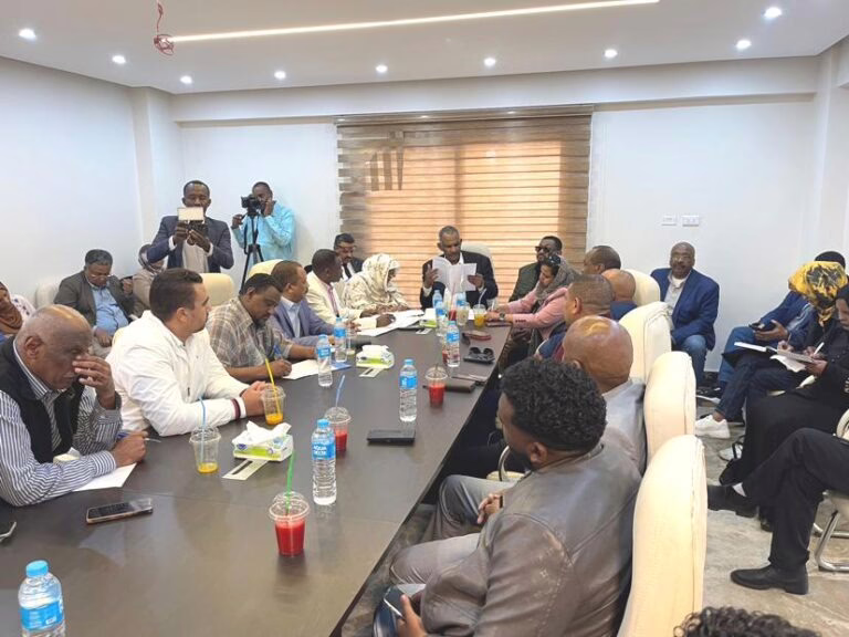 مؤتمر لجنة الأمل 768x576 1